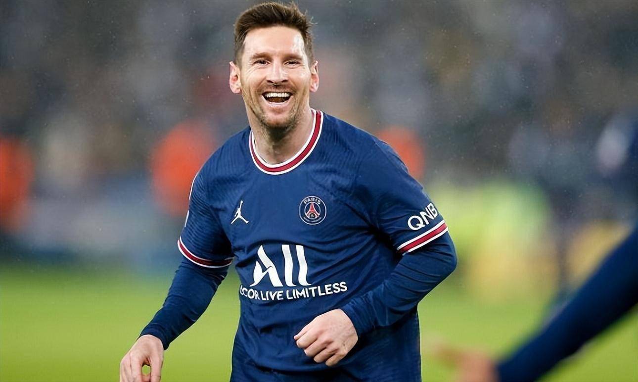 梅西在FPX比赛中悬念迭起摩纳哥主帅复盘，网友：国际比赛日斯图加特调整名单以备意大利杯(阿森纳vs摩纳哥欧冠焦点赛事分析)