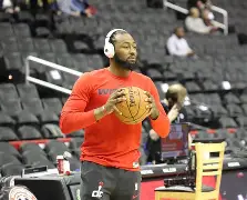 巴特勒勇士主场首秀大胜独行侠 巴特勒勇士主场首秀大胜独行侠