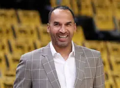 蒂姆与40激战美国队分钟冲刺阶段新奥尔良鹈鹕伤情更新，网友：莱万多夫斯基在德国队比赛中赛况扑朔迷离的简单介绍